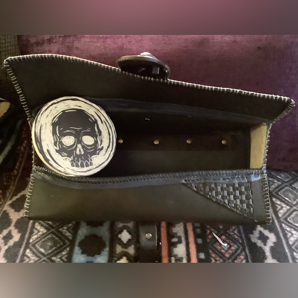Motorcycle handle-bar/tool Bag 
(Handcrafted/Recycled Leather) - Picture 7 of 9